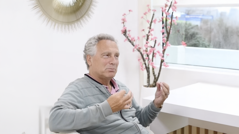 Peter blikt terug op zijn haartransplantatie en het nazorgtraject.